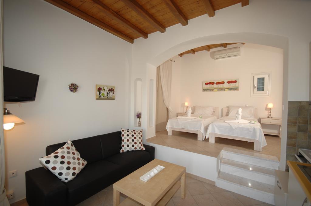 Lino Apartments Paradise Beach  Extérieur photo