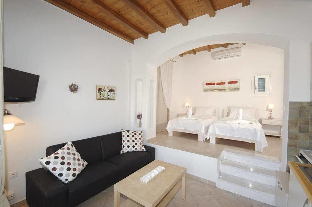 Lino Apartments Paradise Beach  Extérieur photo